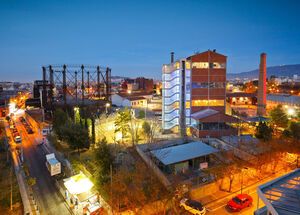 Technopolis, wie von einer Stange in Gazi-Nachbarschaft, Griechenland gesehen.