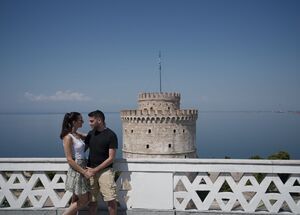 Thessaloniki is a city that invites you to walk it every hour of the day, with tree-lined avenues and a vibrant atmosphere. 