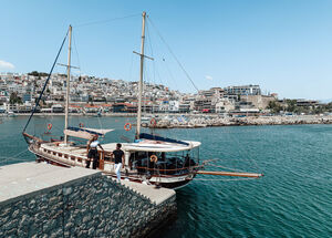 Piraeus boat trip