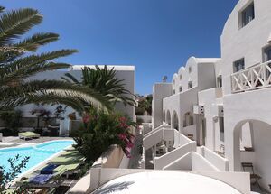 ANNYSRSPRS-photo-0