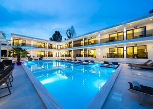 AVATONLUX-photo-0