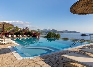 COSTASMERA-photo-0