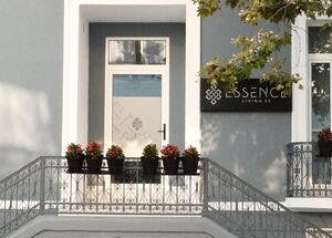 ESSENCELIV-photo-0