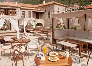 HATZIPANAY-photo-0