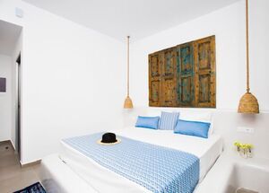 LNDPRTBLUE-photo-0