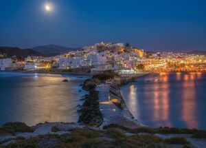 Lune imbécile sur l'île de Naxos, Cyclades