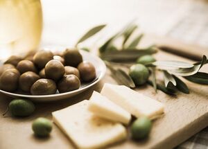 athens-private-guided-food-tour-logo