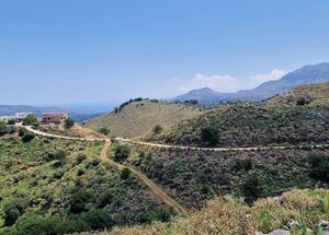chq15-apokoronas-hidden-roads-van-tour-villages-views-live-cheese-making-2-logo