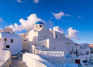 discover-oias-hidden-treasures-a-private-walking-tour-of-scenic-beauty-and-local-flavors-logo
