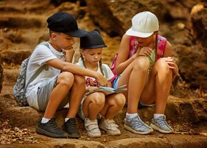 kids-and-family-athens-mythical-treasure-hunt-logo