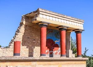 knossos-palace-your-custom-adventure-logo