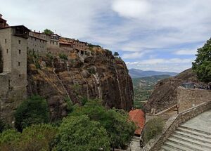 meteora-all-monasteries-tour-with-photo-stops-logo