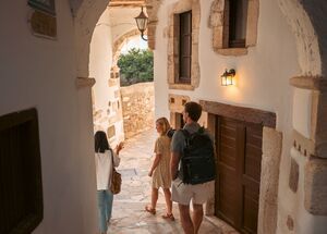 naxos-private-food-tour-munch-around-naxos-town-logo
