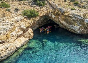 naxos-sea-kayaking-tour-in-rhina-cave-logo