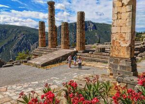 ultimate-delphi-day-trip-private-2-logo