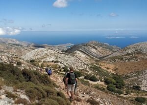 voidomatis-gorge-hike-1-2-1-2-logo