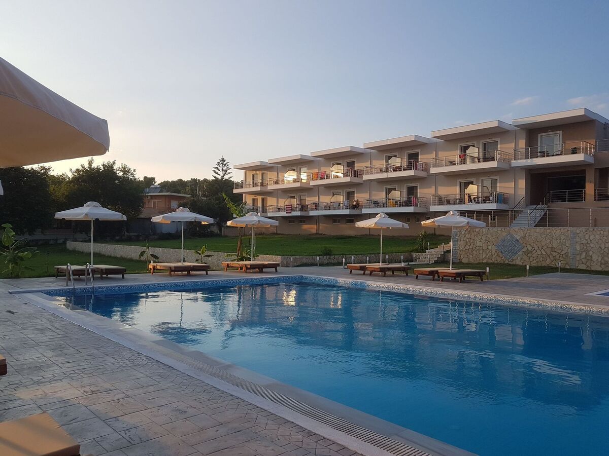 Ocean Hotel Resort | Accommodation | Discover Greece