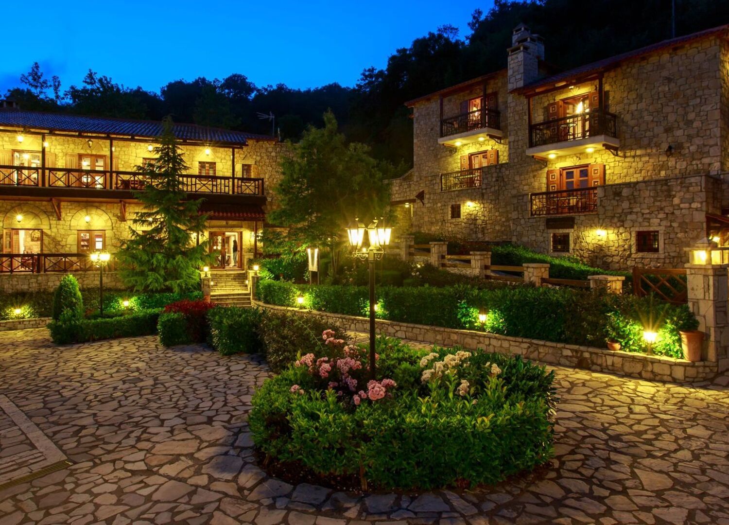 ABELIONA-photo-3