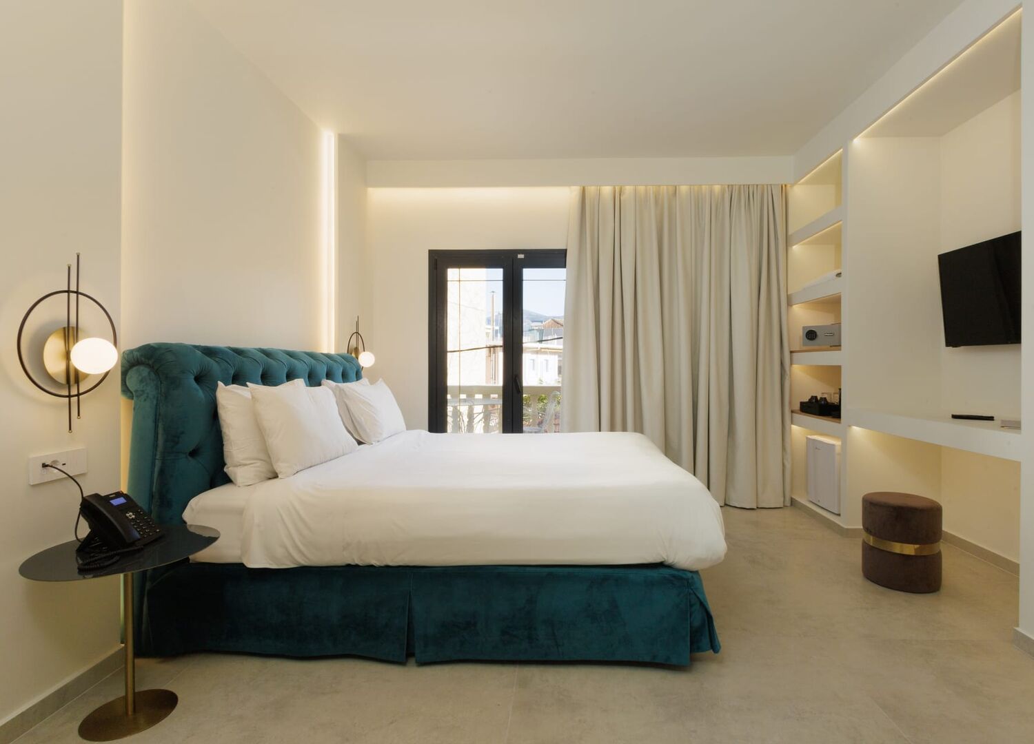 ALLEY-photo-3