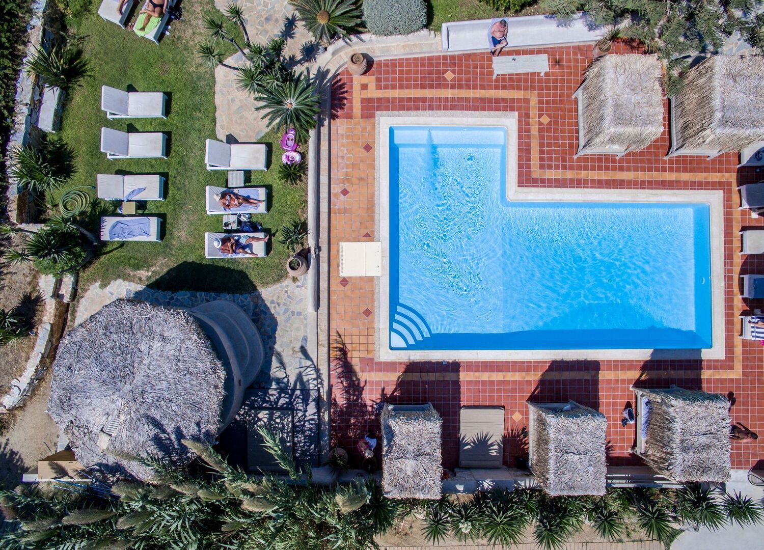 ATHINASTU-photo-3