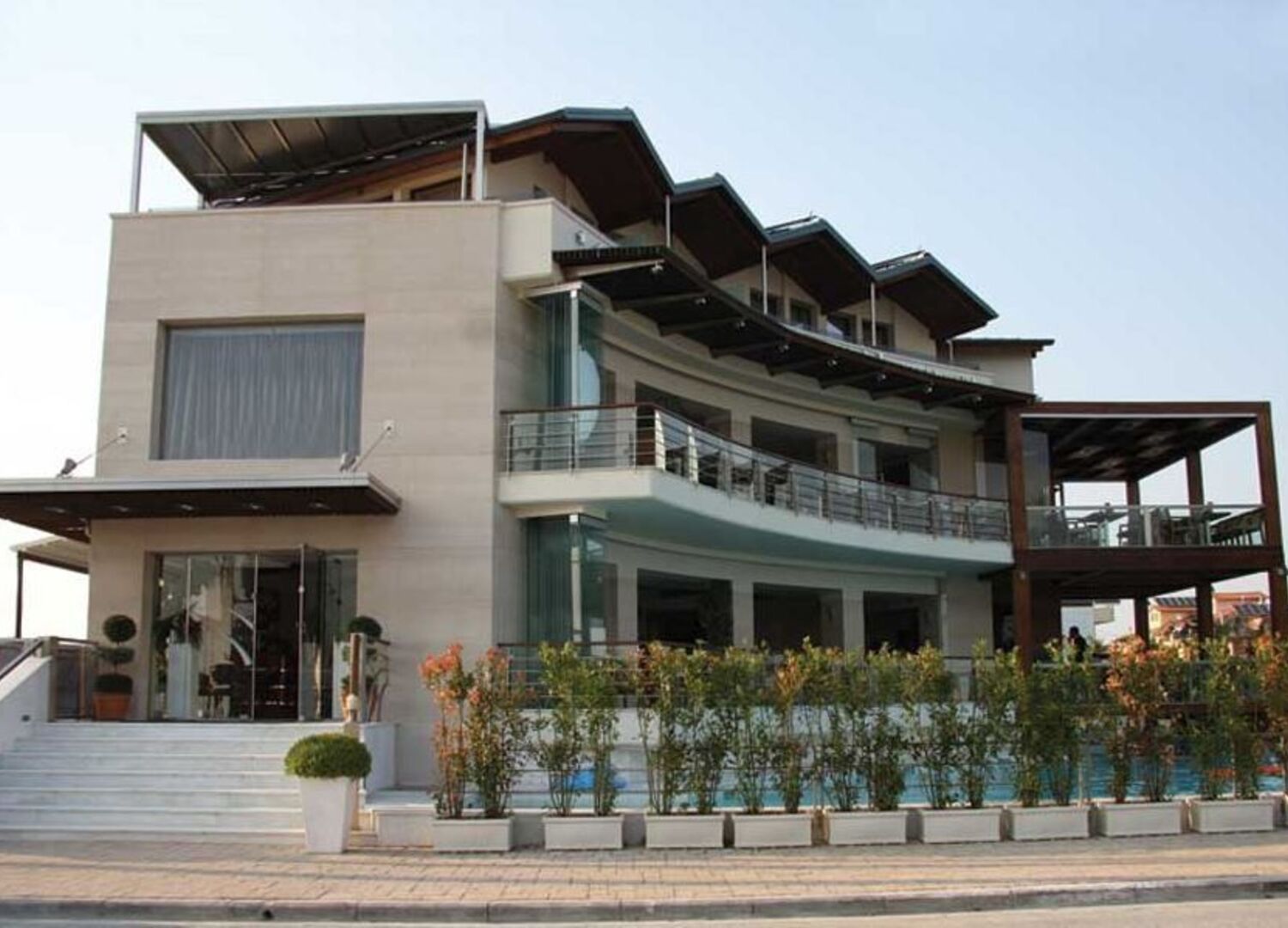 COSMOPOL-photo-3