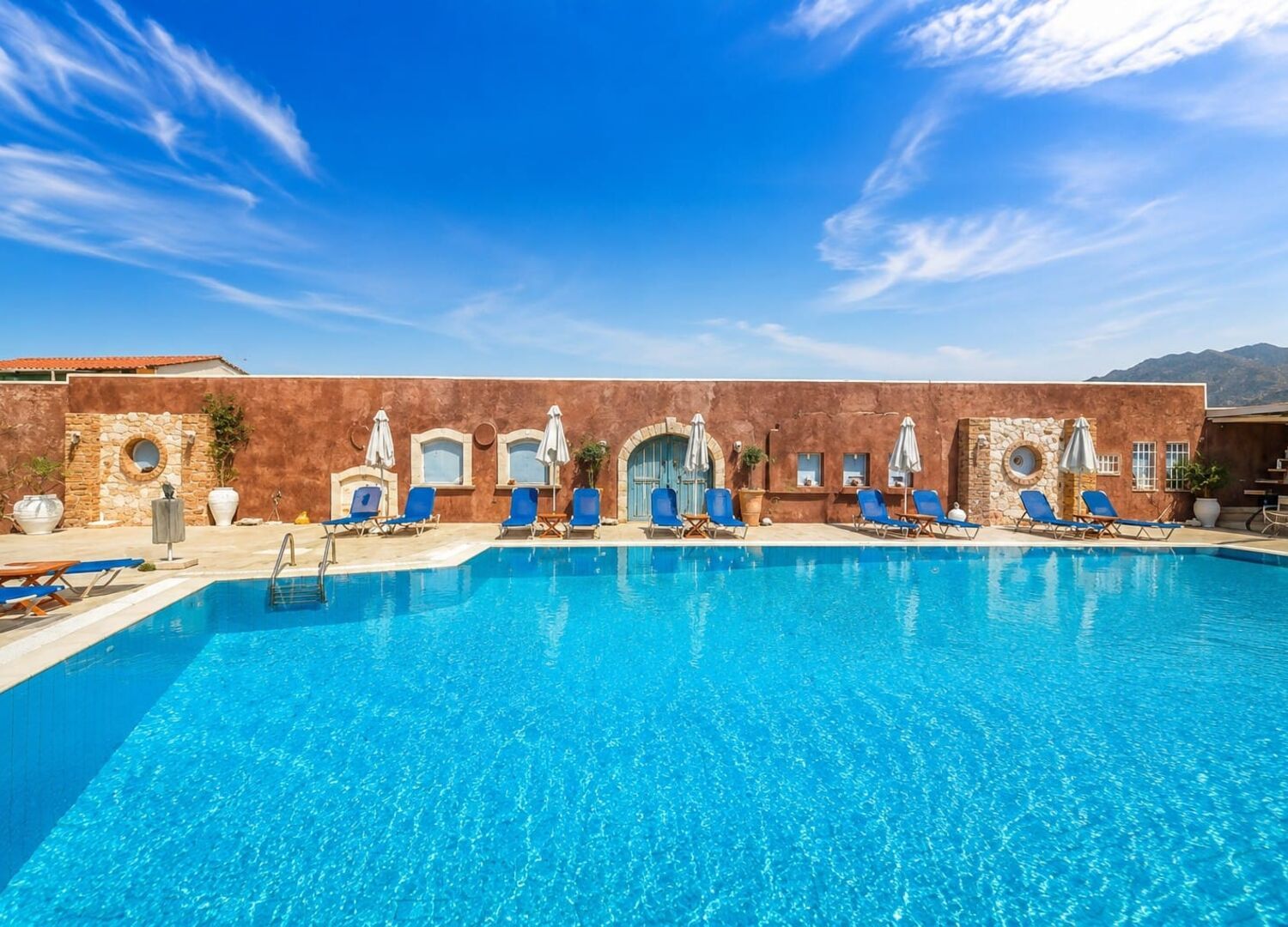 GOLDENBAY-photo-3