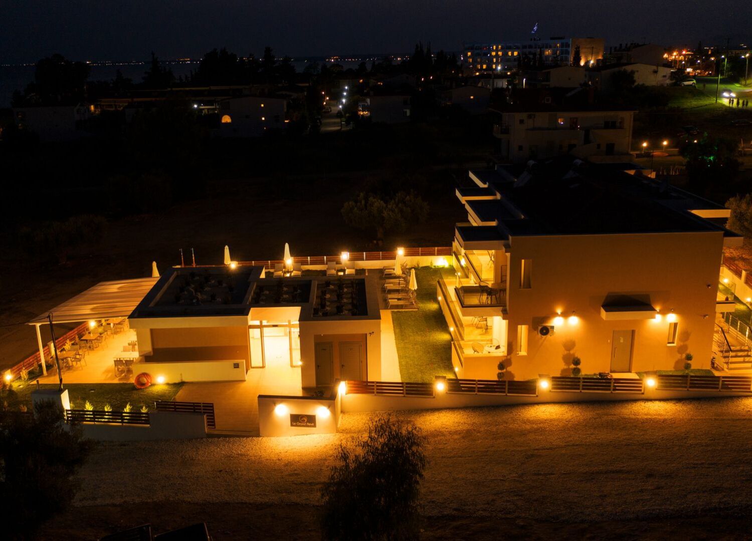 LEGRANDREV-photo-3