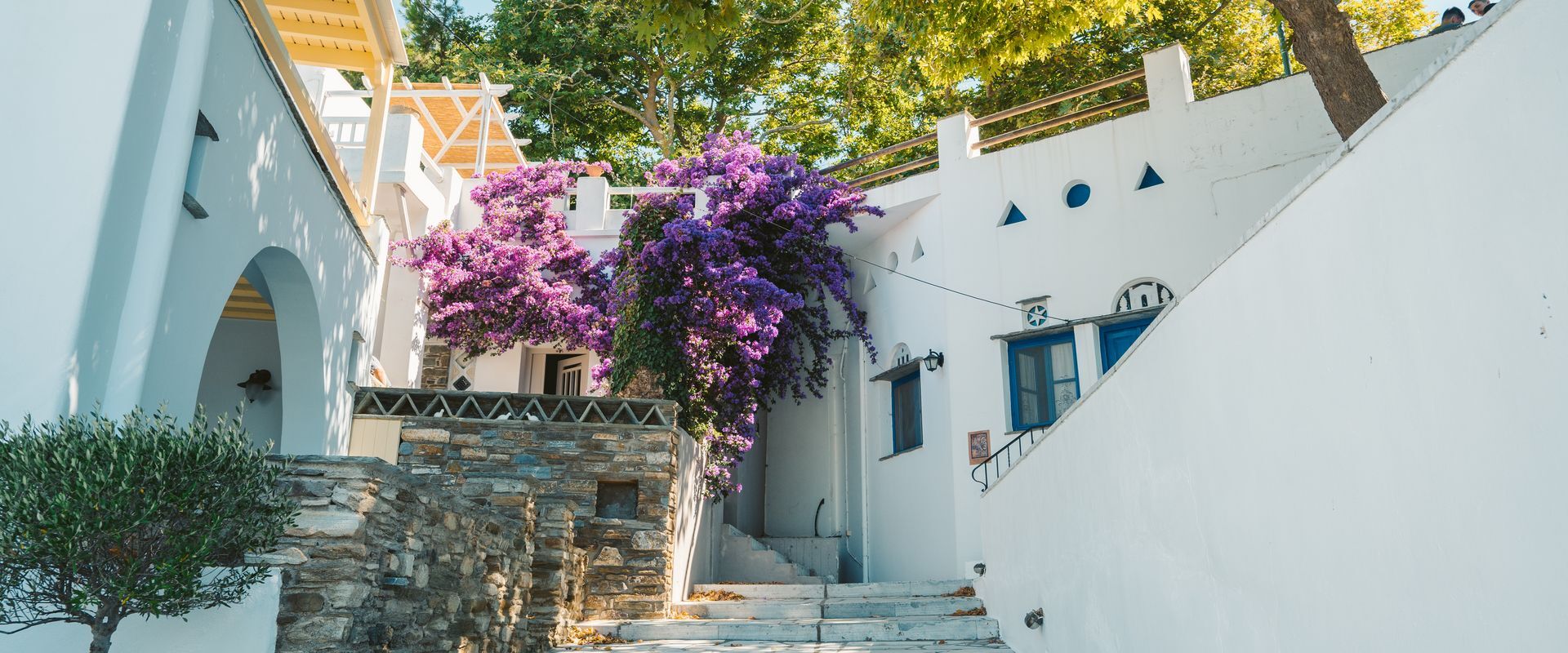 It is worth walking through its narrow streets and admire the simple Cycladic architecture, Dio Horia village