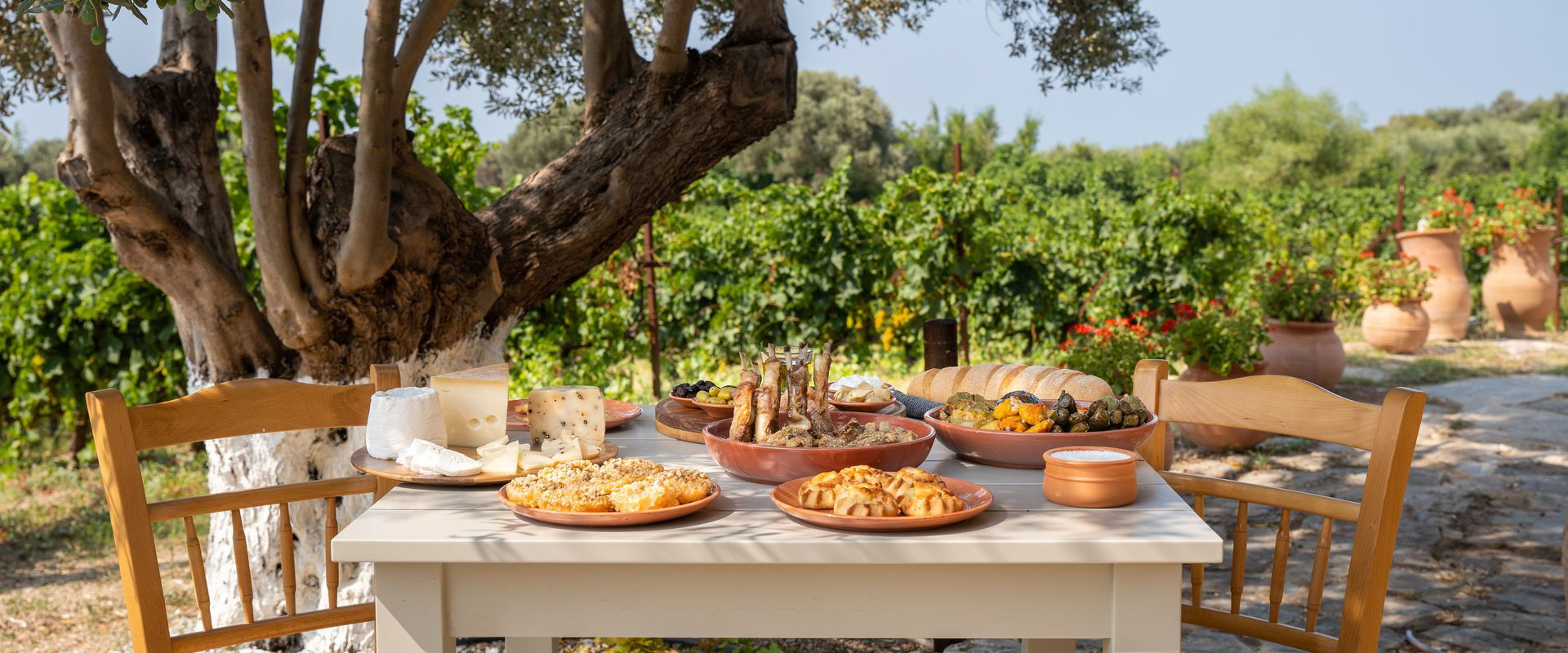 Ask any local and they’ll tell you Crete is the undisputed No1 foodie destination in Greece