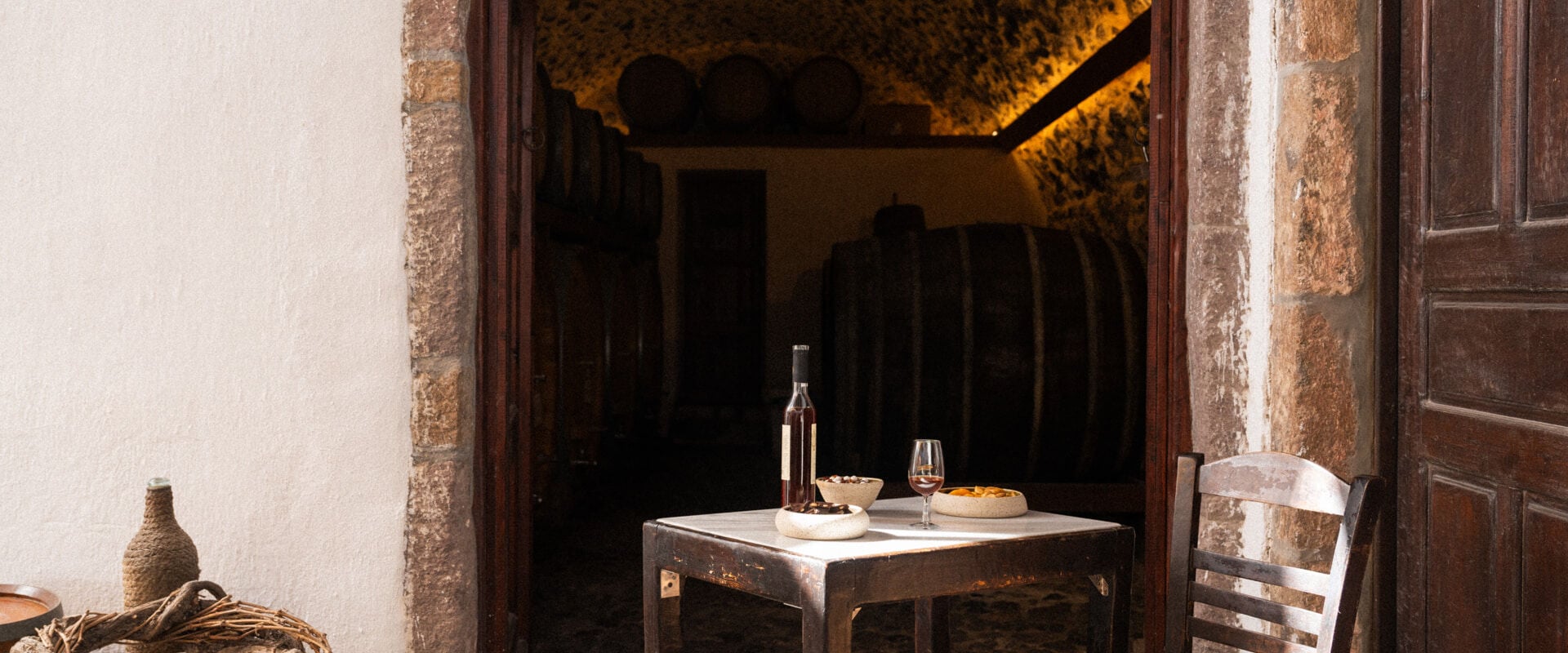 Enjoy a vineyard and wine tour of Santorini - Visanto