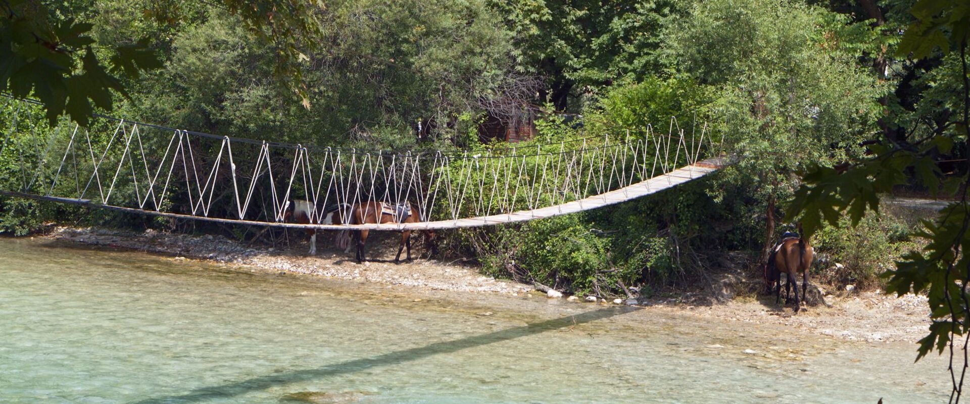 Πεζοπορία στην κοιλάδα του ποταμού Αχέροντα