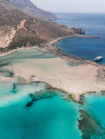 Discover 15 of the best beaches In Crete