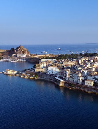 Korfu Adası’nda 8 günlük gezi programı 