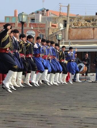 Уроки традиционных критских танцев - Дневная экскурсия в Ханью