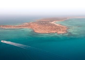 Girit’in altın rengi adası, Altınada’ya tekne turu
