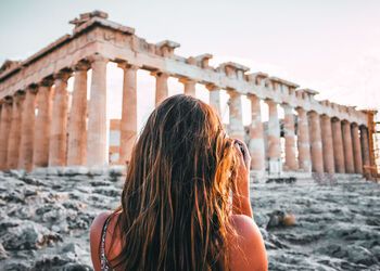 Akropolis’in kutsal kayası