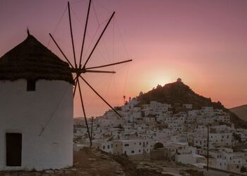 Έλα να μάθουμε τη Χώρα της Ίου περπατώντας