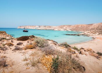 Un viaje en bote a la isla desierta de Kufonisi en Creta