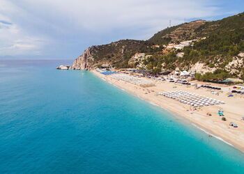 La plage Kathisma à Lefkada