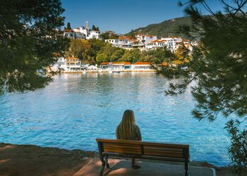 A walking tour of Skiathos town