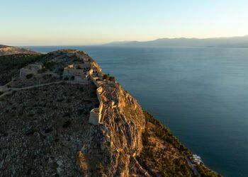 Escala hasta la cima de la Fortaleza de Palamidi en Nauplia