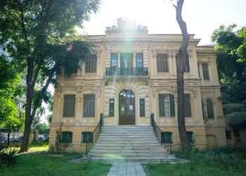 A walking tour of the Exoches quarter of Thessaloniki