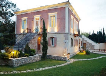 Dadi Parnassus Mansion