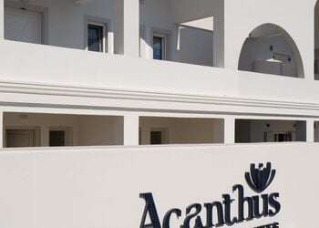 Acanthus Suites Oia