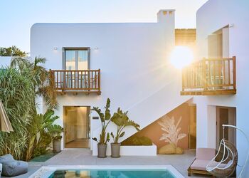 Adorno Beach Hotel & Suites Mykonos