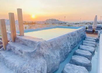 Alenor City Hotel