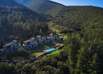 Alti Parnassos Residences