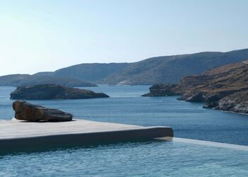 Amal Kythnos Suites
