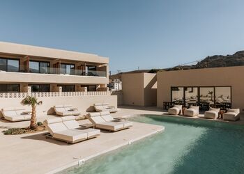 AMÉNTE Mindful Suites
