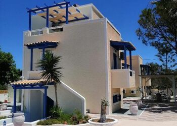 Anemelia Hotel Adamas